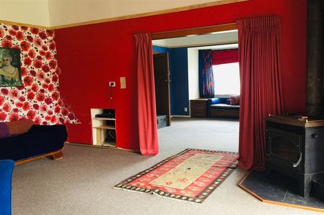 Photo of property in 10 East Road, Shannon, 4821