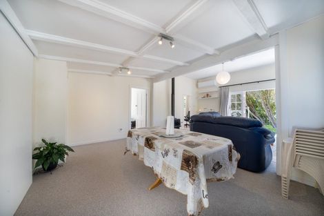 Photo of property in 219 Middleton Road, Churton Park, Wellington, 6037