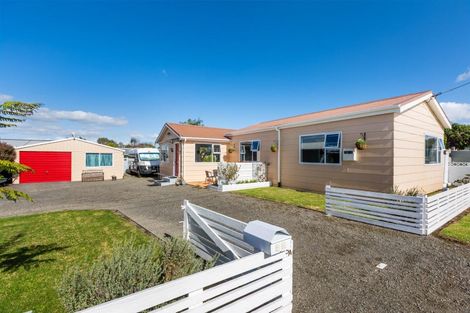 Photo of property in 5a High Street West, Waitara, 4320