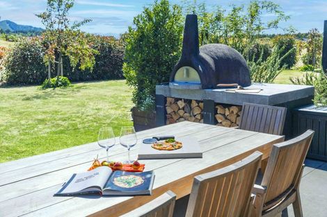 Photo of property in 4 Kanuka Grove, Kinloch, Taupo, 3377