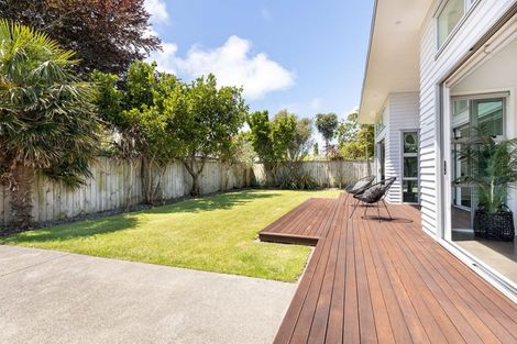 Photo of property in 33a Waimea Street, Westown, New Plymouth, 4310