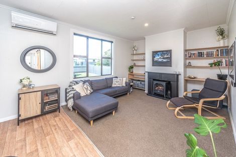 Photo of property in 13 Karaka Street, Castlecliff, Whanganui, 4501