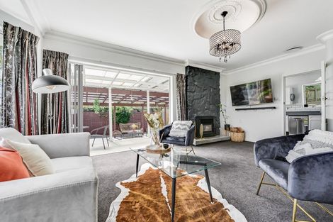 Photo of property in 27 Hinton Avenue, Forest Lake, Hamilton, 3200