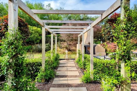 Photo of property in 173a Pinchgut Road, Kaukapakapa, 0873