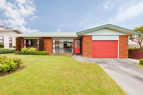 Photo of property in 23 Park View Avenue, Feilding, 4702