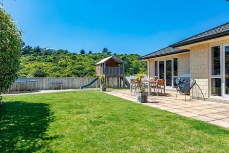 Photo of property in 12 Tararua Close, Aotea, Porirua, 5024