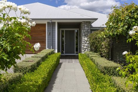 Photo of property in 2 The Pheasant Tail, Nukuhau, Taupo, 3330