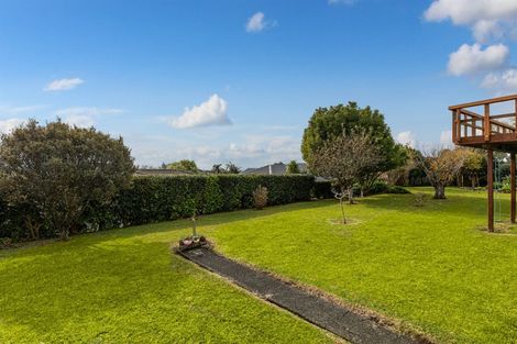 Photo of property in 175 Waimumu Road, Massey, Auckland, 0614