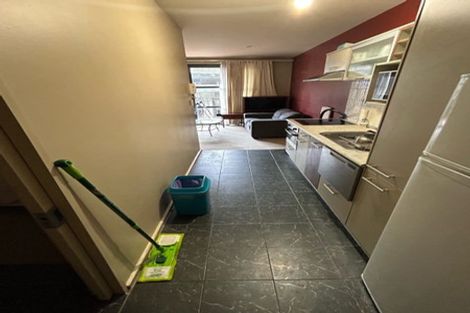 Photo of property in Atrium Towers, 1p/154 The Terrace, Wellington Central, Wellington, 6011