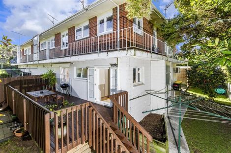 Photo of property in 8/7 Lydia Avenue, Northcote, Auckland, 0627