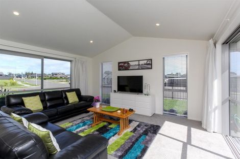 Photo of property in 1 Ryder Drive, Waiwhakaiho, New Plymouth, 4312