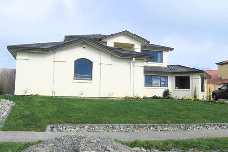 Photo of property in 98 Pacific Drive, Fitzherbert, Palmerston North, 4410