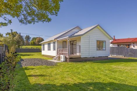 Photo of property in 28 Watts Street, Waipawa, 4210