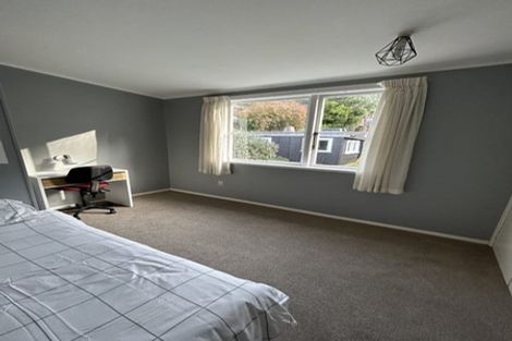 Photo of property in 73 Wyndham Road, Pinehaven, Upper Hutt, 5019