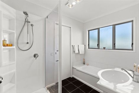 Photo of property in 25a Seddon Crescent, Marewa, Napier, 4110