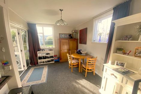 Photo of property in 108 Selwyn Street, Somerfield, Christchurch, 8024
