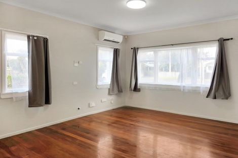 Photo of property in 10 Kimpton Road, Papatoetoe, Auckland, 2025