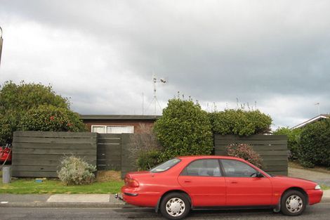 Photo of property in 15a Princeton Road, Raumati Beach, Paraparaumu, 5032