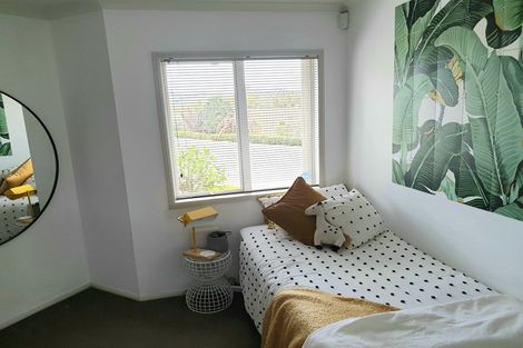 Photo of property in 1165a Devon Road, Bell Block, New Plymouth, 4373