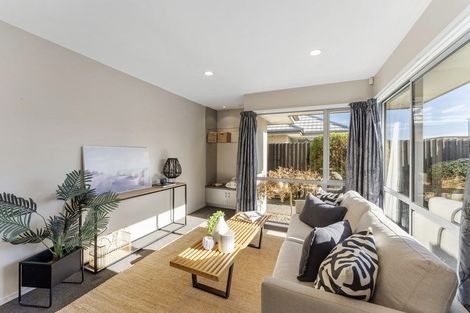 Photo of property in 215a Bower Avenue, North New Brighton, Christchurch, 8083