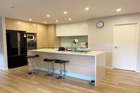 Photo of property in 18a Hazel Glen, Bayview, Auckland, 0629