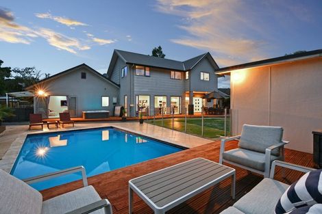 Photo of property in 42 Heretaunga Square, Silverstream, Upper Hutt, 5019