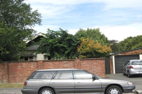 Photo of property in 136 Weston Road, St Albans, Christchurch, 8052