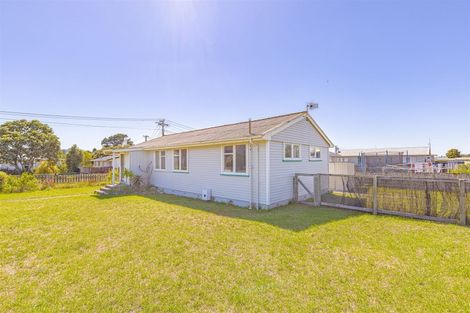 Photo of property in 24 Titoki Street, Castlecliff, Whanganui, 4501