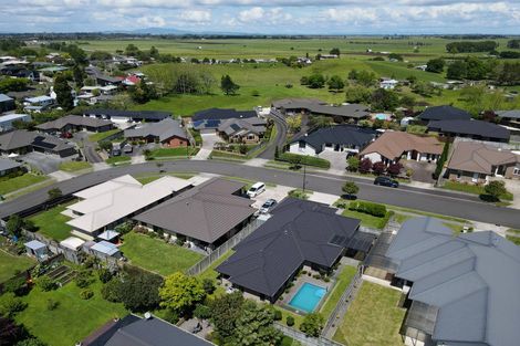 Photo of property in 8 Carlingford Rise, Dinsdale, Hamilton, 3204