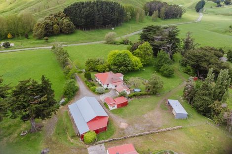 Photo of property in 300 Hinemoa Valley Road, Kaitawa, Pahiatua, 4981