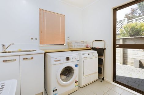 Photo of property in 44 Lakewood Avenue, Churton Park, Wellington, 6037