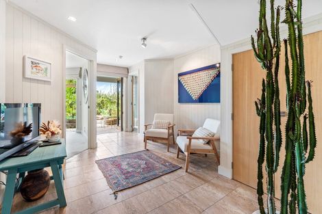 Photo of property in 39 Little Compton Mews, Snells Beach, 0920