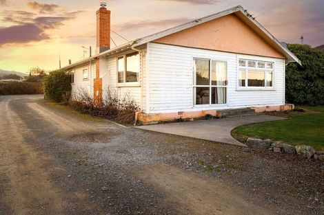 Photo of property in 76 Shearman Street, Waimate, 7924