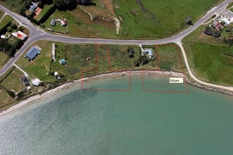 Photo of property in 64 Neva Street, Fortrose, Tokanui, 9875