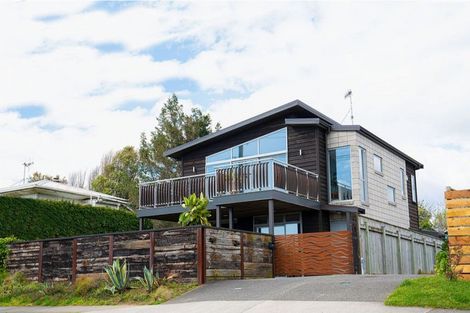 Photo of property in 20b Wharemauku Road, Raumati Beach, Paraparaumu, 5032