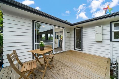 Photo of property in 19 Timaru Grove, Kelson, Lower Hutt, 5010