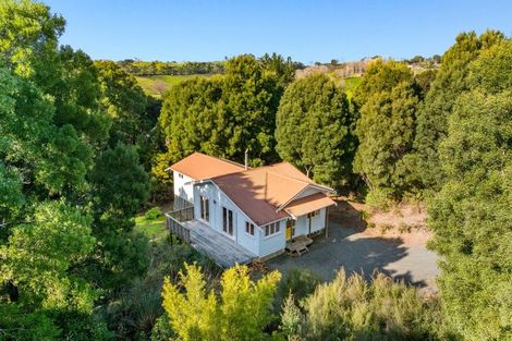 Photo of property in 120 Rangiora Road, Kaiwaka, 0573