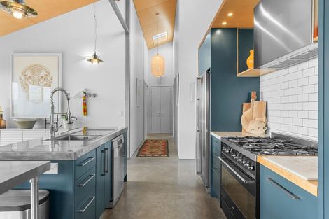 Photo of property in 15 Sandhill Heights, Mangawhai, 0975