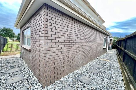 Photo of property in 54 Stranraer Crescent, Wattle Downs, Auckland, 2103