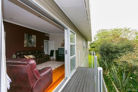 Photo of property in 5a Oawai Place, Marfell, New Plymouth, 4310