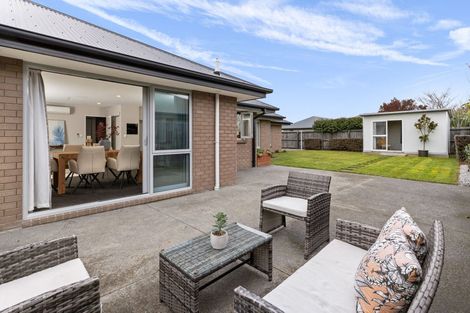 Photo of property in 15 Graycliffe Street, Halswell, Christchurch, 8025