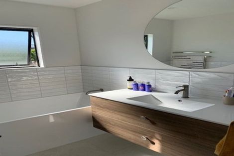 Photo of property in 866a Papamoa Beach Road, Papamoa Beach, Papamoa, 3118