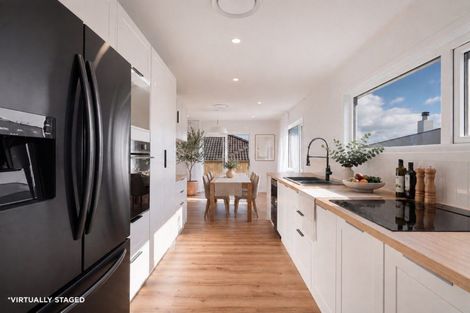 Photo of property in 1 Wayne Place, Judea, Tauranga, 3110