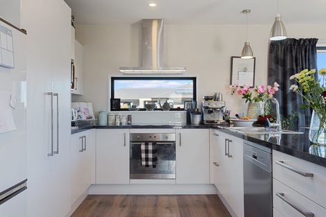 Photo of property in 10 Ruru Place, Oxford, 7430