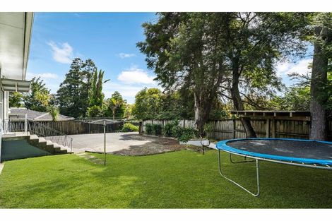Photo of property in 12 Havelle Avenue, Titirangi, Auckland, 0604