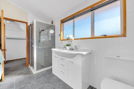 Photo of property in 36 Compton Street, Hillcrest, Auckland, 0627