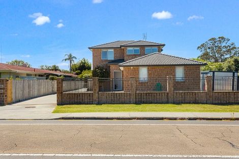 Photo of property in 83 Riverside Road, Orewa, 0931