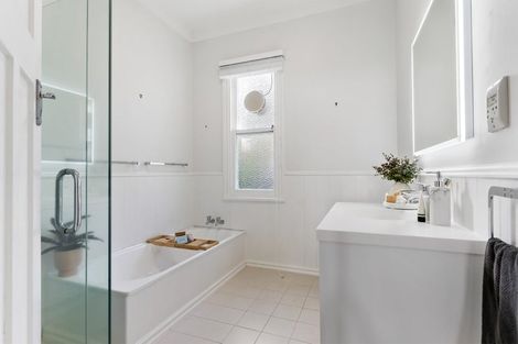 Photo of property in 10 Bayswater Avenue, Bayswater, Auckland, 0622