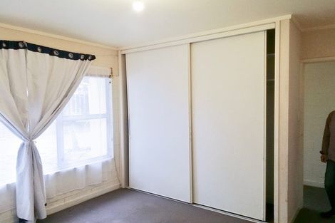 Photo of property in 60b Te Atatu Road, Te Atatu South, Auckland, 0610