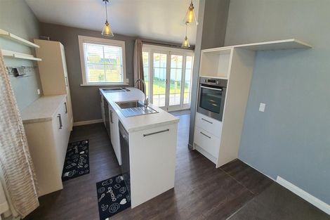 Photo of property in 14 Rhodes Street, Waimate, 7924